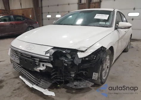 2025 Hyundai Elantra Se z USA, uszkodzony, nr VIN KMHLL4DG5SU913623